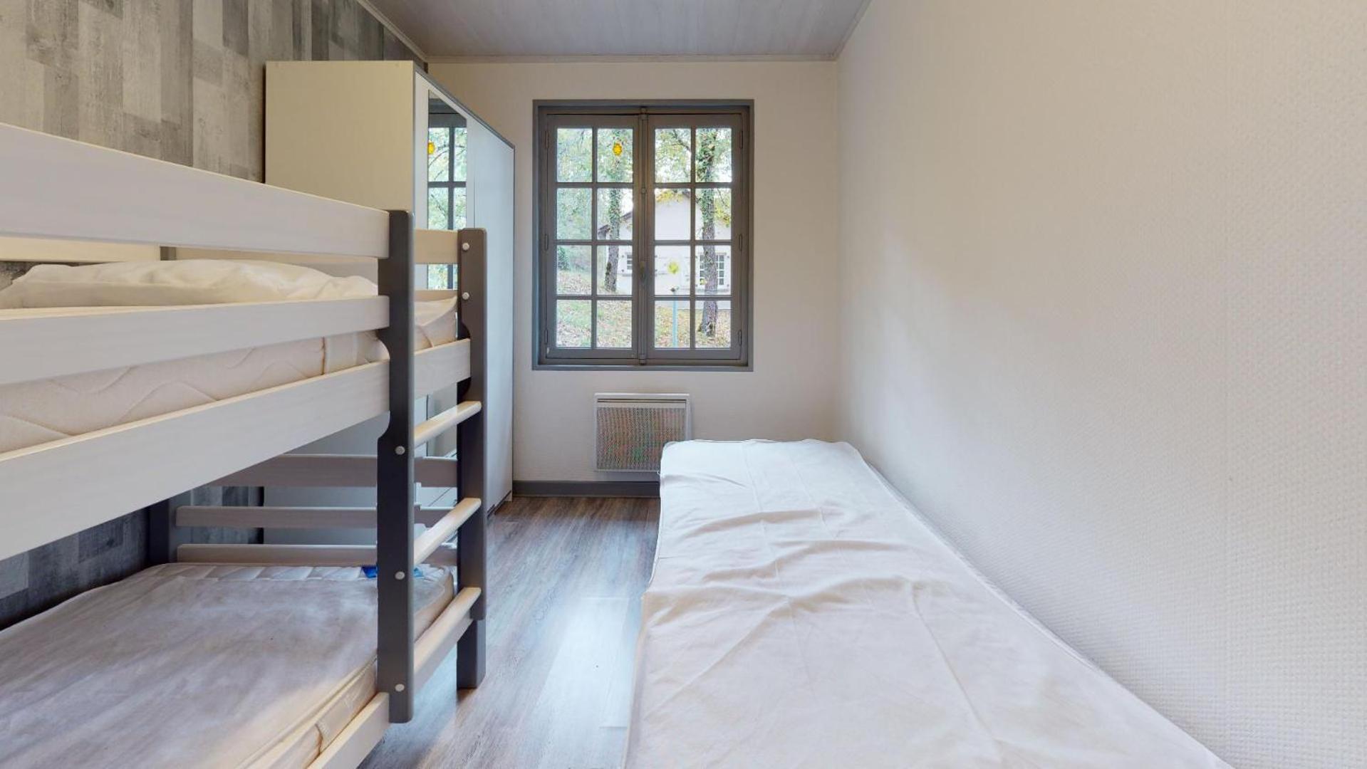 La Colline Aux Chalets, Jaccuzi, Sauna Saint-Chamarand Eksteriør bilde